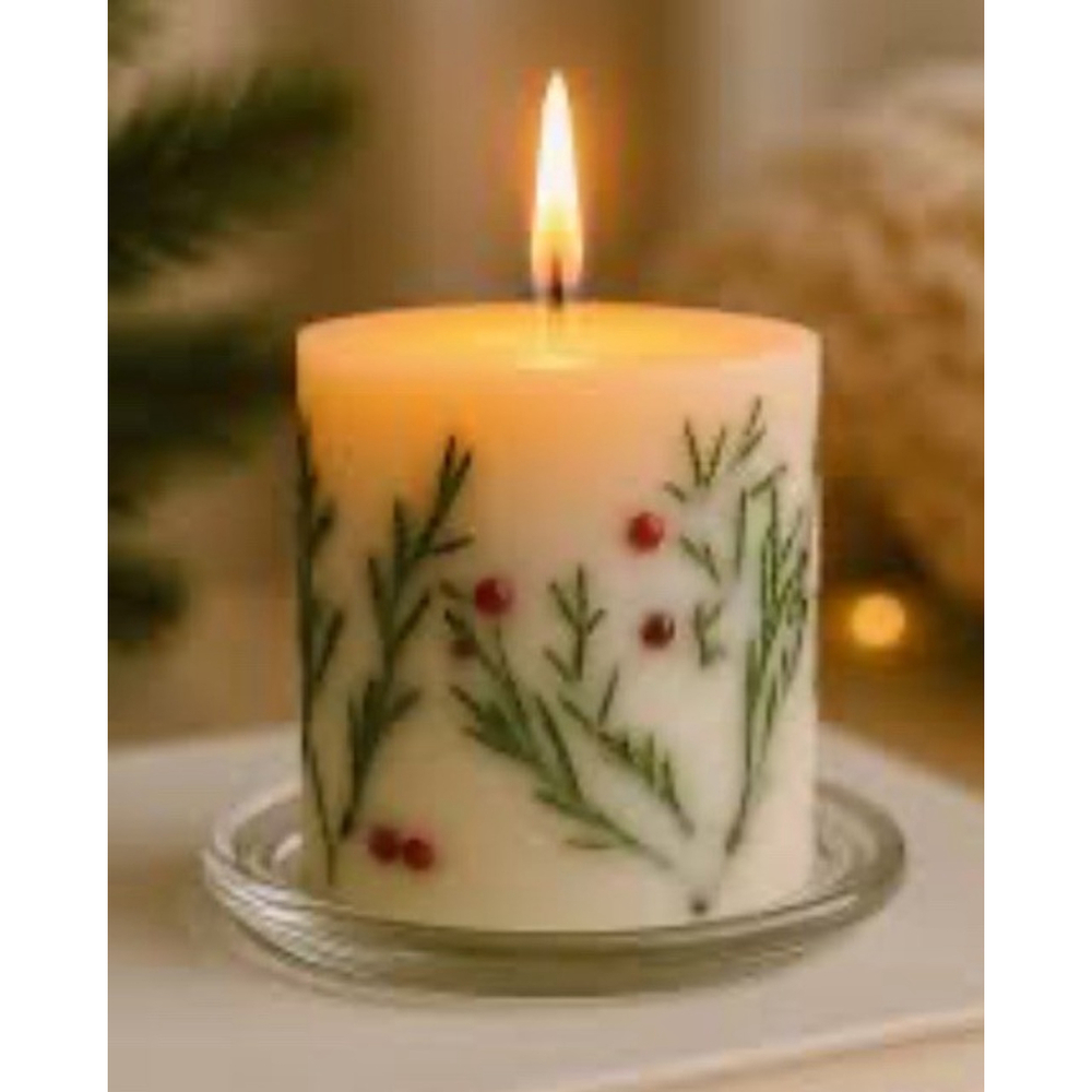 Fir & berries Inclusion Candle - Picture 2 of 3